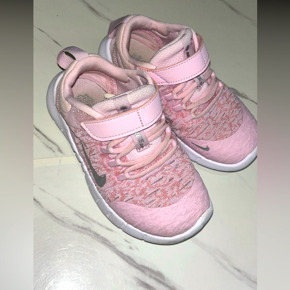 Nike girls shoes